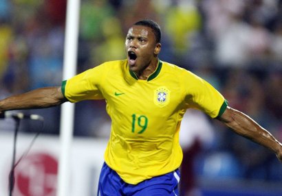 Julio Baptista "Real"a qayıdır