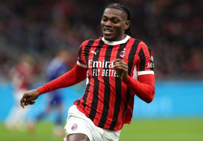 "Milan"ın 75 milyonluq ulduzu İngiltərə nəhəngi ilə danışıqlara başladı