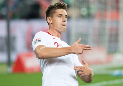 "Milan"ın sabiq hücumçusu Yaxın Şərqdə oynayacaq - RƏSMİ
