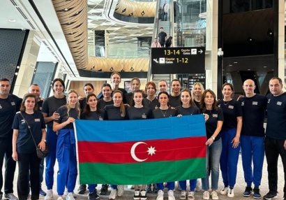 Azərbaycan millisi Slovakiyaya yollandı