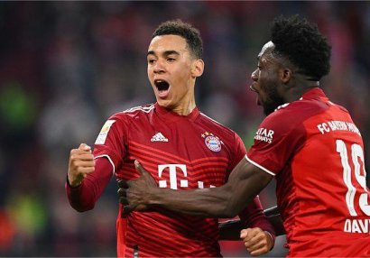 "Bayern Münhen"klublararası dünya çempionatına "qol yağışı" ilə başladı