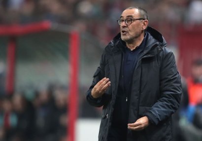 "Orada "Latsio"da bir ilə qazandığımı bir aya qazana bilərdim" - Sarri rədd etdiyi təklifdən danışdı