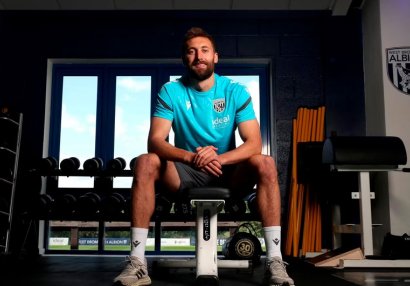 "Liverpul"un futbolçusu Çempionşip klubu ilə 3 illik müqavilə bağladı - RƏSMİ