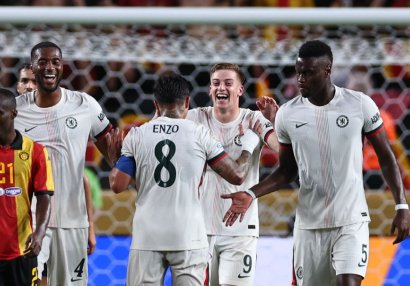 "Çelsi" növbəti mərhələyə darmadağınla yüksəldi
