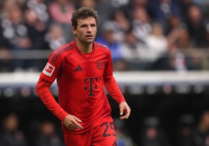 "Kimsə mənim kimi 90 dəqiqə istidə qaça bilirsə..." - Tomas Müller