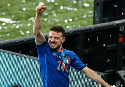"Milan" millinin üzvü ilə vidalaşdı