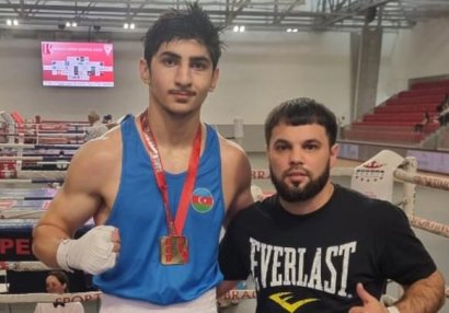 Azərbaycan boksçusu Portuqaliyada qızıl medal qazandı