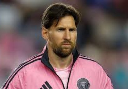 Messi Ronaldunu geridə qoydu