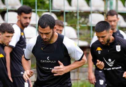 "Neftçi"dən məhsuldar heç-heçə