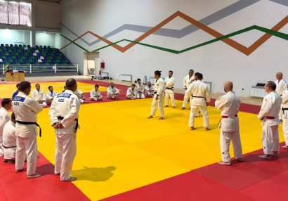 Qubada region məşqçiləri üçün seminar keçirildi