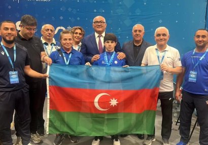 Azərbaycanlı ağır atlet Avropa birinciliyində 3 medal qazandı