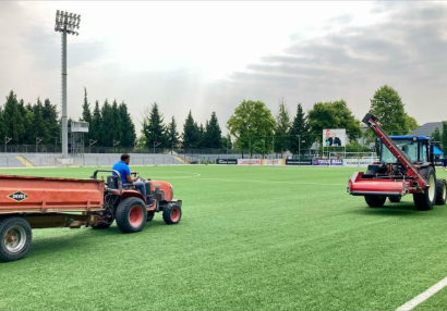 "Turan Tovuz" stadionun ot örtüyünün dəyişdirilməsinə başladı