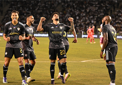 "Qarabağ"dan yubiley qələbəsi