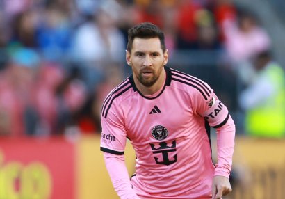 Messi zədələndi, komandası...