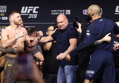 UFC 319-da tarixi gecə: Çimayev DDP-yə qarşı