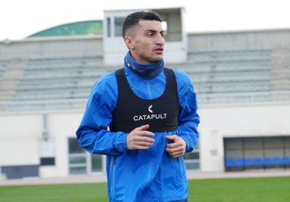 Araz Abdullayev evlənir