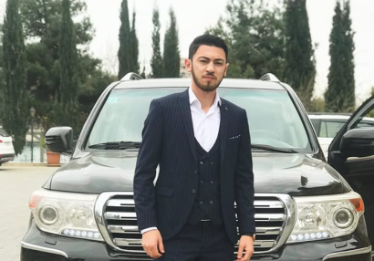 Vüqar Bəybalayev subaylığın daşını atdı