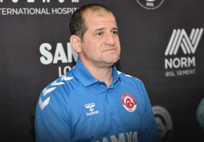 "Qarabağ"a qarşı oynamaq çətindir" - Elmar Baxşıyev