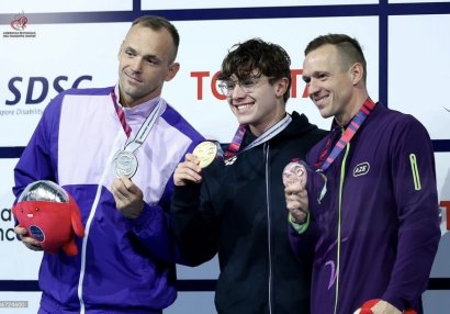 Azərbaycanın paraüzgüçüsü dünya çempionatında növbəti medalını qazandı