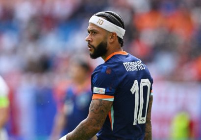 Depay Türkiyə yolunda