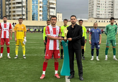 Ayın ən yaxşı qolunun müəllifi mükafatlandırıldı