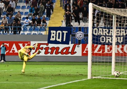 "Qarabağ" və "Neftçi" arasında matçlarda ən böyükhesablı yenilgilər noyabrda qeydə alınır - FAKTLAR