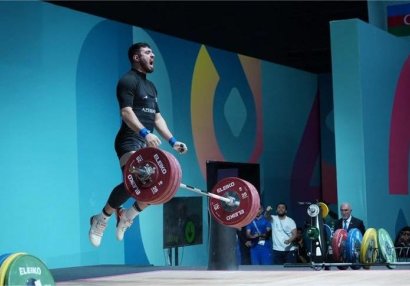 Azərbaycan ağırlıqqaldıranı İslamiadada gümüş medal qazandı