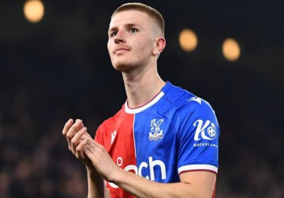 "Kristal Pelas"ın ulduzu London nəhənglərinin transfer siyahısında