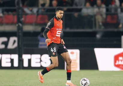 "Renn"in gənc müdafiəçisi "Trabzonspor" yolunda