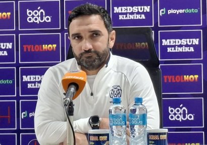 "Rəqibin baş məşqçisi Ayxan müəllimə tərəf aqressiv jestlər etdi"