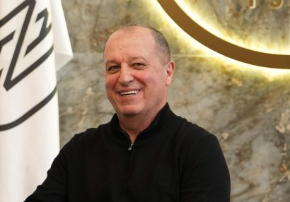 Vernidubun ilk rəsmi matçından öncə "Neftçi"də üzlər gülür