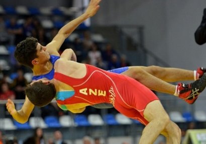 Güləş üzrə Azərbaycan çempionatında ilk günün finalçıları müəyyənləşdi