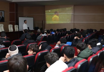 &ldquo;Qarabağ&rdquo; Futbol Akademiyasında seminar keçirildi