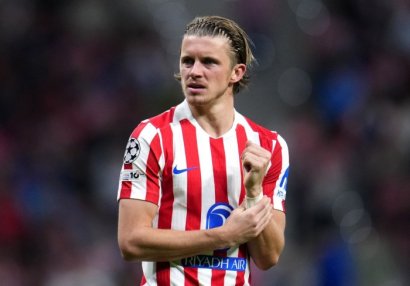 "Atletiko"nun futbolçusu London klubunda - Tibbi müayinədən keçdi