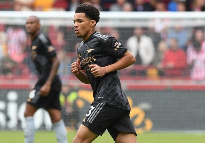 "Arsenal"ın forvardı Fransada oynamağa razılaşdı