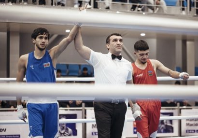 Azərbaycan çempionatında II günün döyüşləri keçirildi