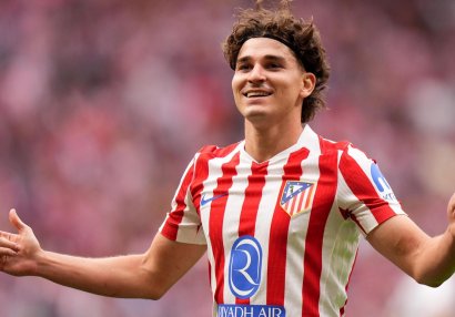 "Arsenal"dan böyük transfer həmləsi: Xulian Alvares hədəfdədir