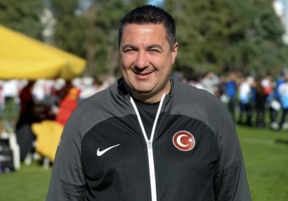 Türkiyə millisinin baş məşqçisi Bakıda təlim keçəcək