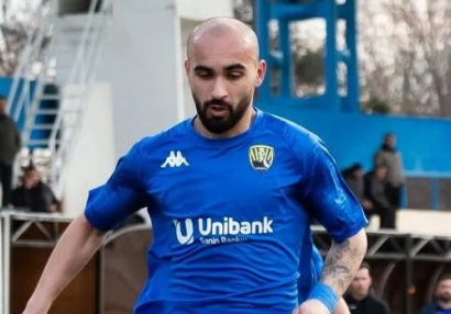 "Kəpəz"in futbolçusu bıçaqlandı - Vəziyyəti ağırdır