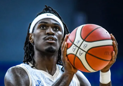 NTD amerikalısı ilə vidalaşdı