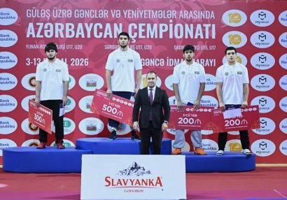 Güləş üzrə U-17 Azərbaycan çempionatında ilk qaliblər bəlli oldu