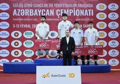 Azərbaycan çempionatı: Sərbəst güləşçilərin mübarizəsində ilk qaliblər müəyyənləşdi