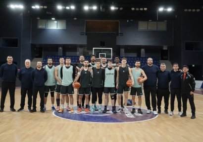 Azərbaycan millisinin Avropa çempionatının seçmə mərhələ oyunları üçün heyəti açıqlandı