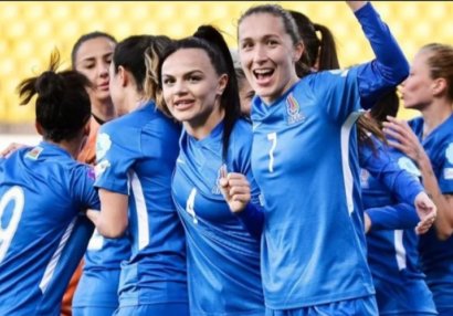 Azərbaycan millisi Macarıstanla üz-üzə
