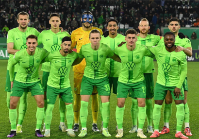 Bundesliqa klubu 3 ay əvvəl anlaşdığı məşqçini qovdu