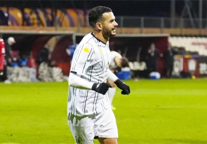 Emin "Neftçi"nin yubiley penaltisinə imza atdı