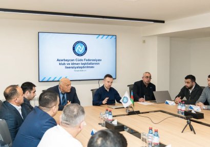 25 klub və idman təşkilatına lisenziya təqdim edildi