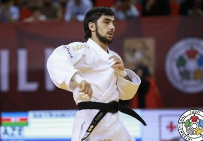 Turan Bayramov "Böyük Dəbilqə" turnirində gümüş medal qazandı