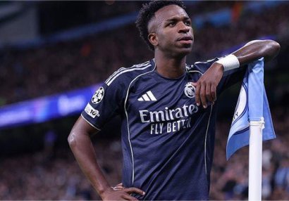 Vinisius yalnız Ronaldunun bacardığını təkrarladı