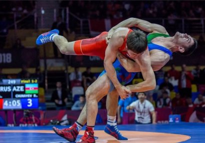 Avropa çempionatı: Azərbaycanın 2 güləşçisi günə qələbə ilə başladı